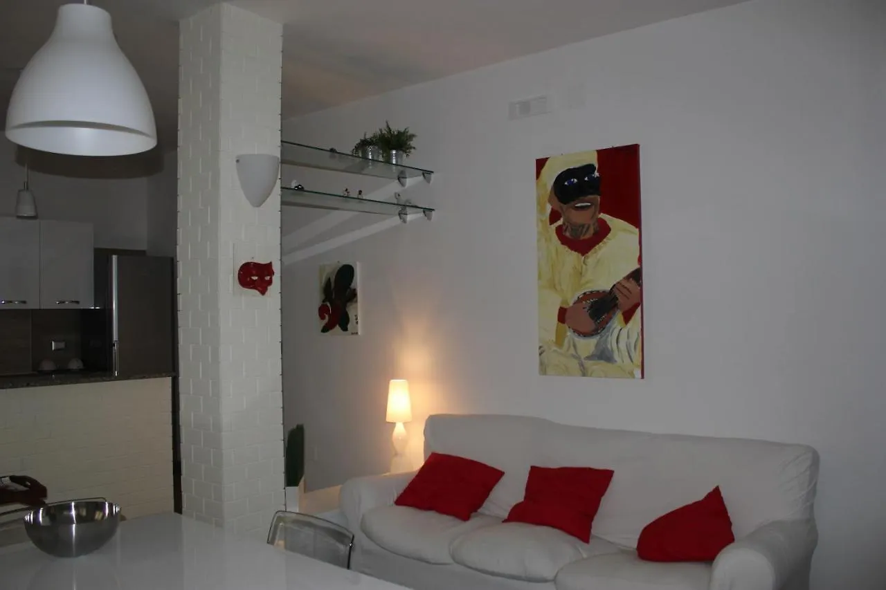 A Casa E Pepe Lovely Flat In The Heart Of Naples. Italy